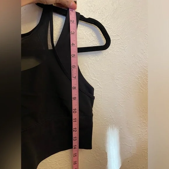 Lululemon top - Picture 9 of 10